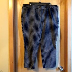 Hilary Bradley, size 16, 97% cotton, 3% spandex